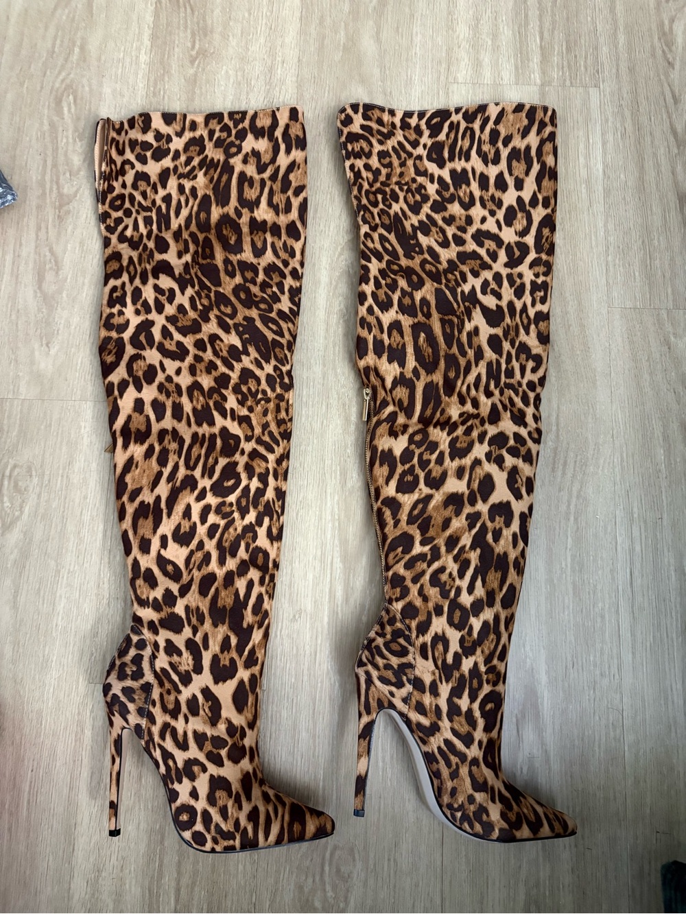 Leopard Thigh High Heeled Boots Size 8.5